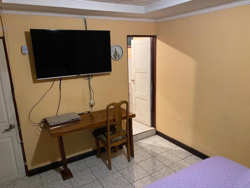 Casa Lupita Alajuela Lägenhet Exteriör bild