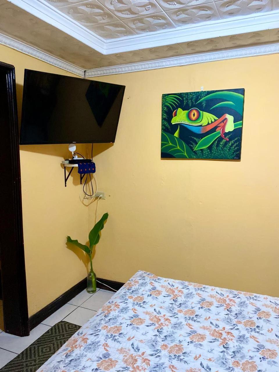 Casa Lupita Alajuela Lägenhet Exteriör bild